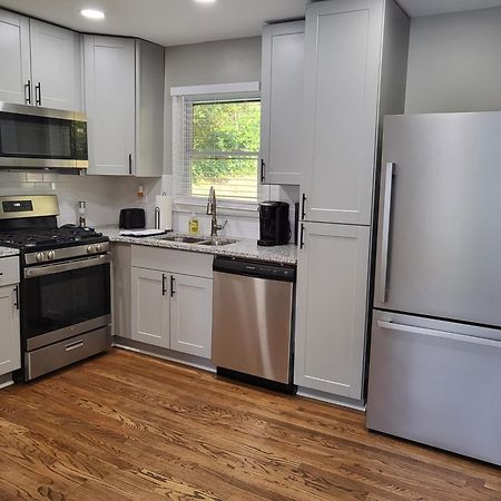 Rare Find! Private Heated Pool & Spa - Entire Home Near Atl City Center Atlanta Eksteriør billede